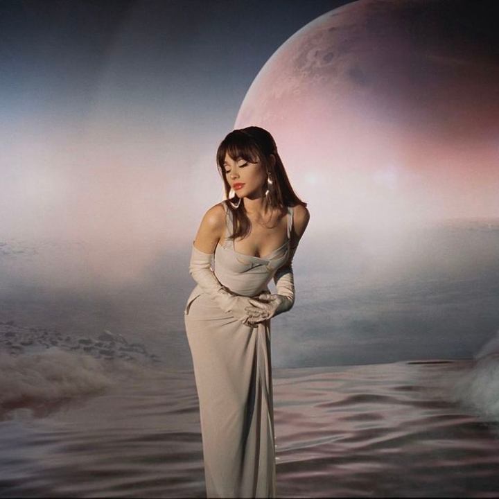 7 Perfumes Released by Hollywood Celebrities To Add To Your Collection